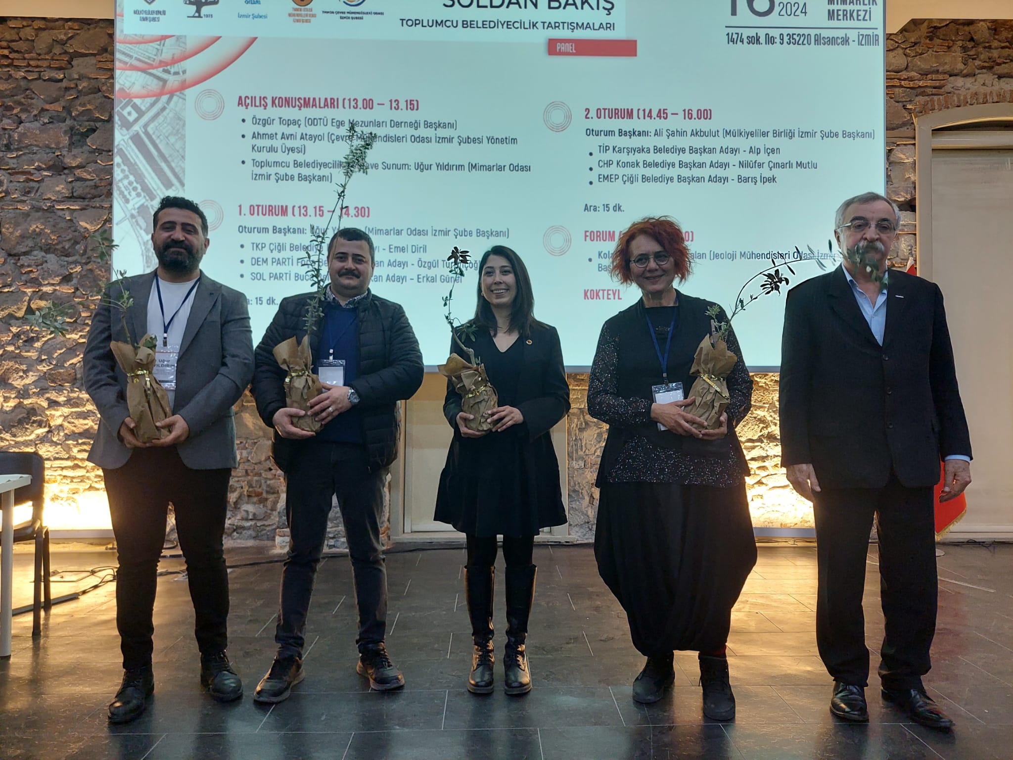 “YEREL SEÇİMLERE SOL'DAN BAKIŞ: TOPLUMCUBELEDİYECİLİK TARTIŞMALARI ” PANELİNİ GERÇEKLEŞTİRDİK.