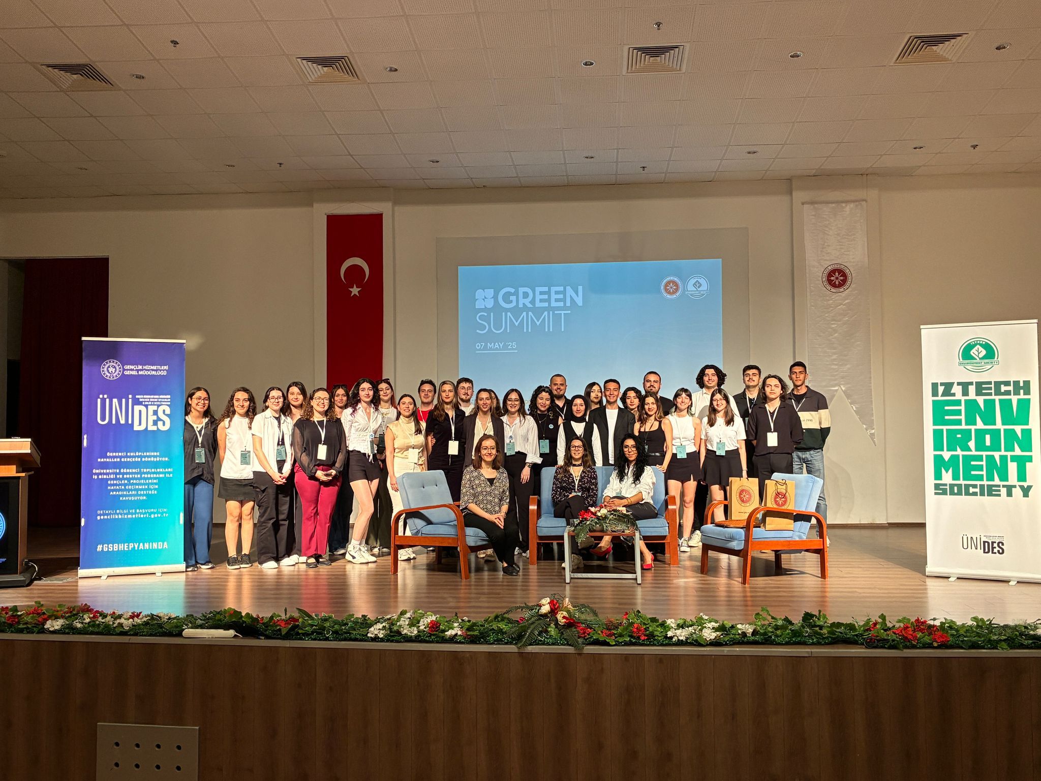 İYTE GREEN SUMMİT ETKİNLİĞİNE KATILDIK.