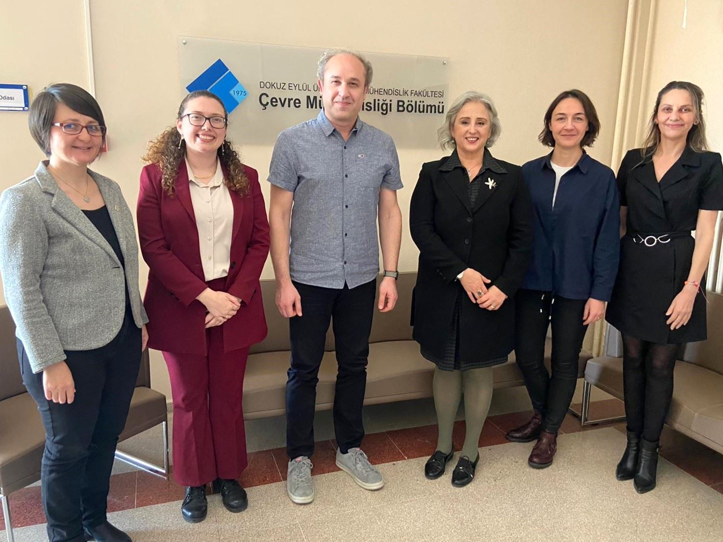 DOKUZ EYLÜL ÜNİVERSİTESİ ÇEVRE MÜHENDİSLİĞİ BÖLÜMÜ’NÜ ZİYARET ETTİK!