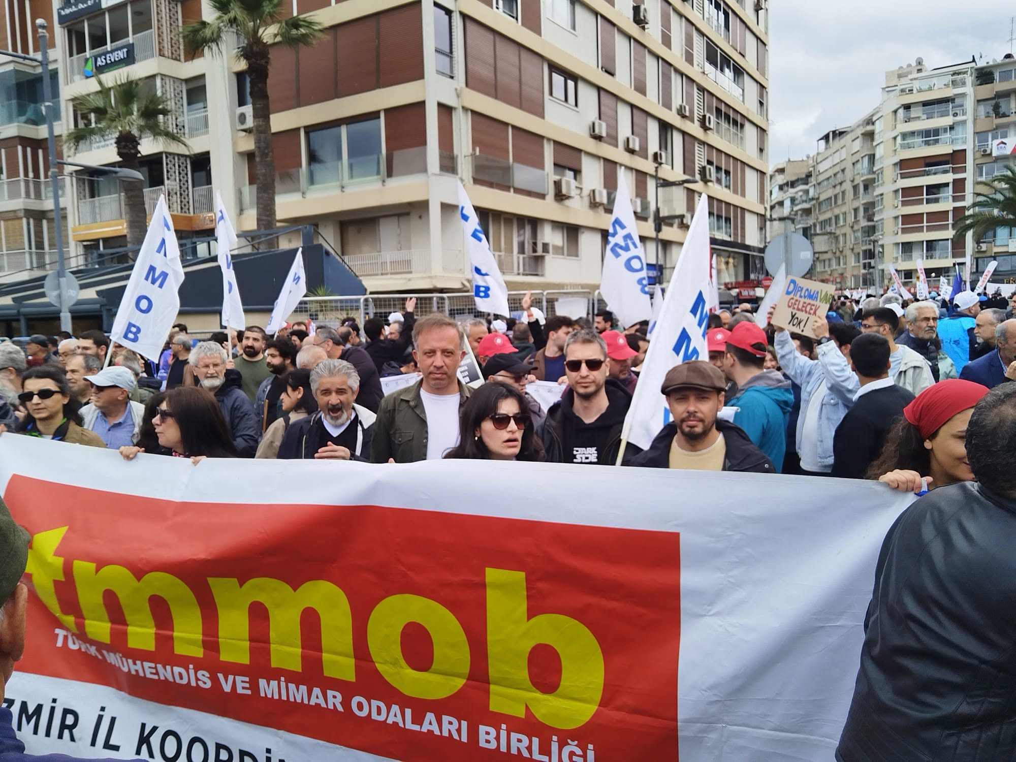 1 MAYIS 2026.jpg