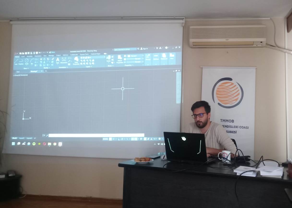 MESLEKİ UYGULAMA ATÖLYELERİMİZİN İKİNCİSİNİ 2D TEMEL ÇİZİM KONUSU İLE GERÇEKLEŞTİRDİK.