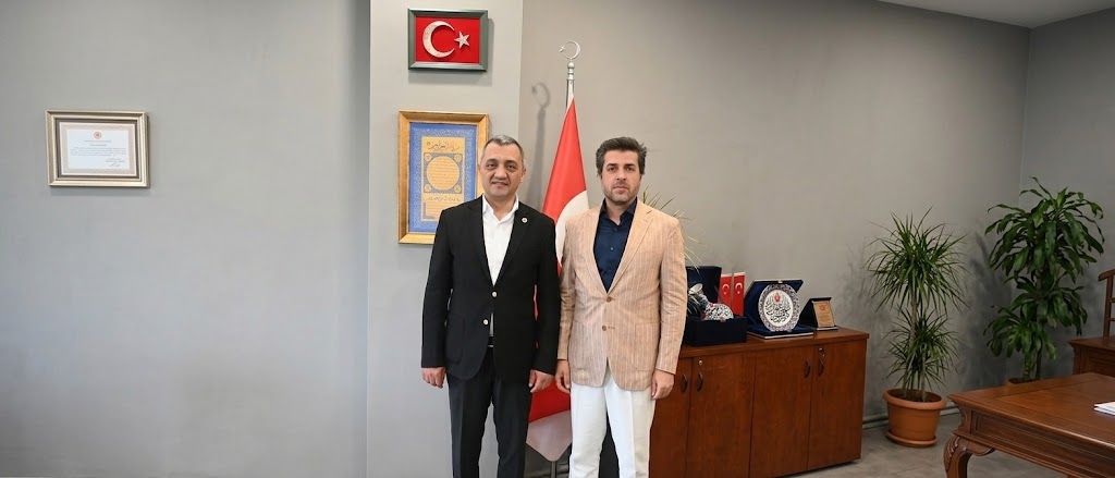 İZAYDAŞ Genel Müdürü Vahit BALAHORLU ile bir araya gelerek atık yönetimi, bertaraf süreçleri ve sektörel gelişmeler üzerine verimli bir görüşme gerçekleştirdik.