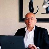 İZMİR BAROSU ESKİ BAŞKANLARINDAN NOYAN ÖZKAN, HAYATINI KAYBETTİ.