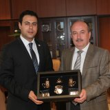 ODA YÖNETİM KURULUMUZ İSKİ GENEL MÜDÜRÜ PROF. DR. AHMET DEMİRİ ZİYARET ETTİ	
