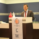 YALNIZCA ELEŞTİRMİYOR, DESTEK DE OLUYORUZ