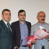 26 MART 2019 TARİHİNDE TBMM PLAN VE BÜTÇE KOMİSYONU BAŞKANI VE 26. DÖNEM MERSİN MİLLETVEKLİ SN. LÜTFİ ELVAN VE YENİŞEHİR BELEDİYESİ CUMHUR İTTİFAKI ADAYI SN.BEKİR TOPÇU, TMMOB ÇEVRE MÜHENDİSLERİ ODASI MERSİN ŞUBESİ ÜYELERİYLE BİR ARAYA GELDİ.