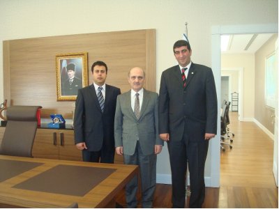 ODA YÖNETİM KURULUMUZ ÇEVRE VE ŞEHİRCİLİK BAKANI ERDOĞAN BAYRAKTARI ZİYARET ETTİ
