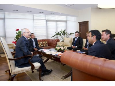YÖNETİM KURULU ÜYELERİMİZKILIÇDAROĞLU VE GÜNAYDINI ZİYARET ETTİ
