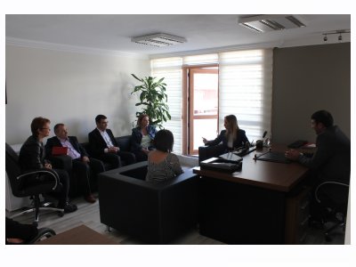 AYLİN NAZLIAKA`DAN ODAMIZA ZİYARET