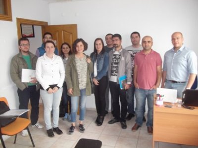 "AB SEVESO II&III DİREKTİFLERİ, BÜYÜK ENDÜSTRİYEL KAZALARIN ÖNLENMESİ VE ETKİLERİNİN AZALTILMASI HAKKINDA YÖNETMELİKSANAYİCİYÜKÜMLÜLÜKLERİ, BİLDİRİM SİSTEMİSEVESO VE BEKRA)KAZA SENARYOLARI, KANTİTATİF RİSK DEĞERLENDİRME METOTLARI" EĞİTİMİNİ GERÇEK