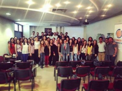 ÇUKUROVA ÜNİVERSİTESİ MÜHENDİSLİK-MİMARLIK FAKÜLTESİ ÇEVRE MÜHENDİSLİĞİ 4. SINIF ÖĞRENCİLERİMİZE `ÇEVRE MEVZUATI`EĞİTİMİ VE `CV HAZIRLAMA,MÜLAKAT TEKNİKLERİ` KONULU SÖYLEŞİMİZİ GERÇEKLEŞTİRDİK.