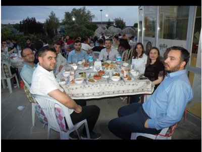ÇEVRE MÜHENDİSLERİ ODASI KONYA TEMSİLCİLİĞİMİZİN DÜZENLEDİĞİ İFTAR YEMEĞİ VE MESLEKİ DAYANIŞMA TOPLANTISI YOĞUN KATILIMLA GERÇEKLEŞTİ..