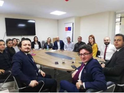 HATAY VE KAHRAMANMARAŞTA KURUM ZİYARETLERİ GERÇEKLEŞTİRİLDİ VE MESLEKTAŞLAR İLE BİR ARAYA GELİNDİ