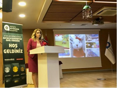 ANTALYA BÜYÜKŞEHİR BELEDİYESİNİN DÜZENLENMİŞ OLDUĞU ATIKLAR DÖNÜŞÜYOR ANTALYA KAZANIYOR YARIŞMASININ ÖDÜLLERİ SAHİPLERİNİ BULDU