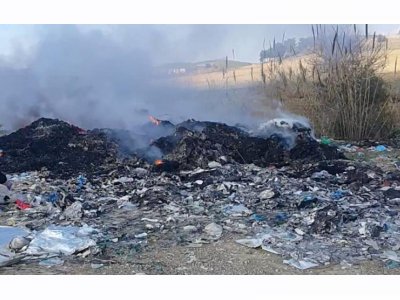 Hükümet sekiz günlük plastik atık ithalatı yasağını kaldırdı  Çevre Mühendisleri Odası Başkanı Kahraman: "Sermayenin baskısına dayanamadılar"