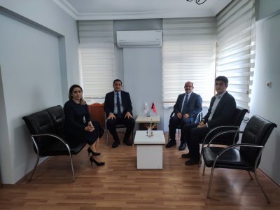 AKDENİZ ÜNİVERSİTESİ DEKANI SN. PROF. DR. ŞÜKRÜ ÖZEN VE DEKAN YRD. SN. DR. ÖĞR. Ü. MEHMET TORUN ŞUBEMİZİ ZİYARETTE BULUNDU