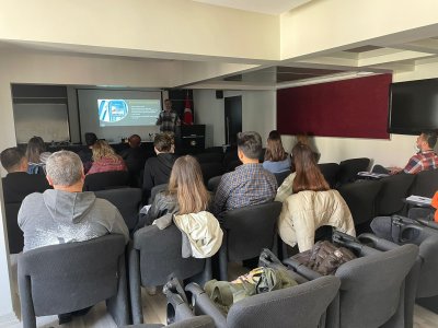 2-3 NİSAN 2022 TARİHİNDE `ISO 14064-1:2018 KURUMSAL KARBON AYAK İZİSTANDARDI ÇERÇEVESİNDE SERA GAZLARI EMİSYONLARININ VE UZAKLAŞTIRMALARININ KURULUŞ SEVİYESİNDE HESAPLANMASI VE RAPORLANMASI) BİLGİLENDİRME EĞİTİMİ` Nİ GERÇEKLEŞTİRDİK