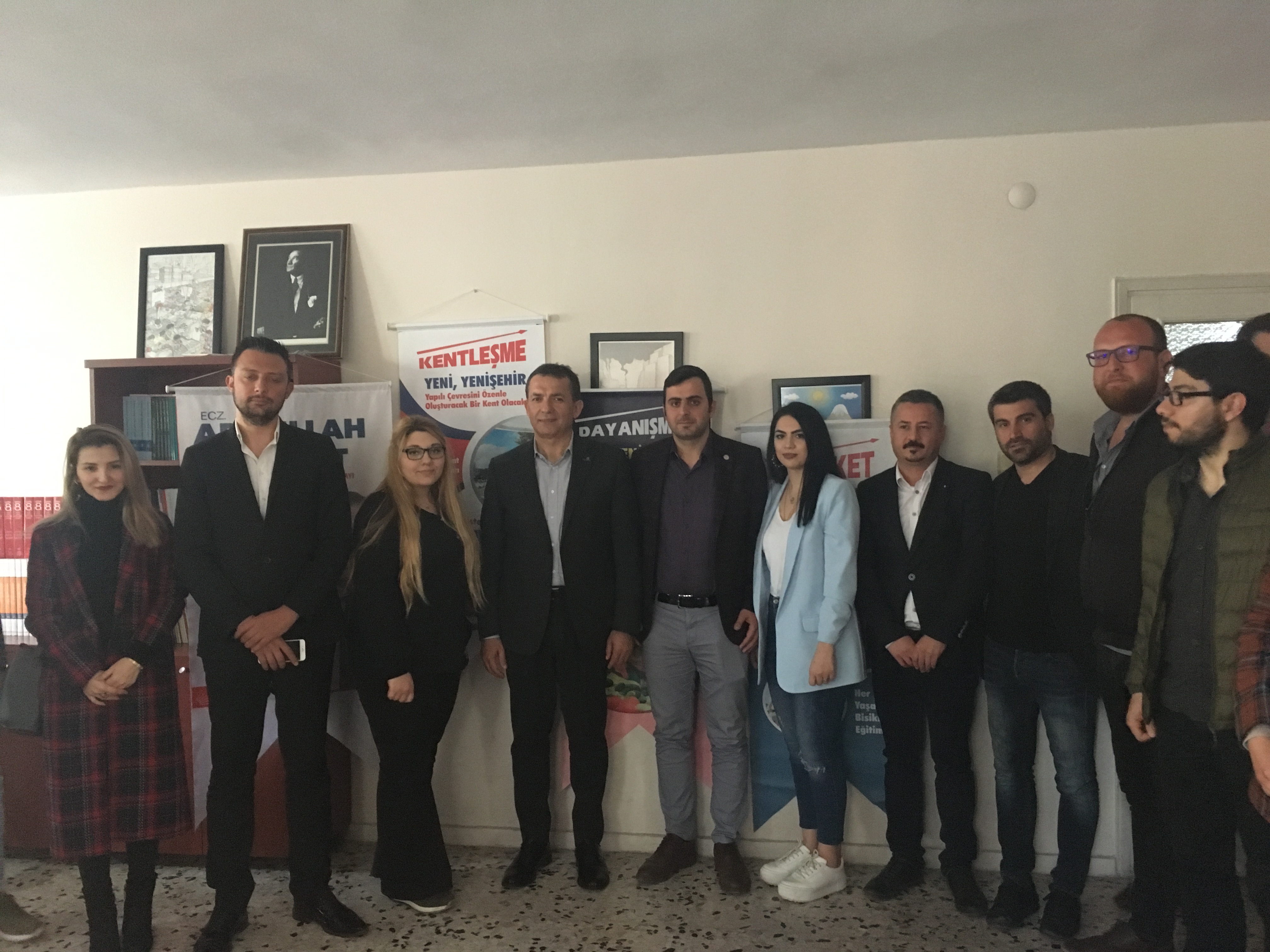 27 MART 2019 TARİHİNDE MERSİN YENİŞEHİR BELEDİYE BAŞKAN ADAYI SN.ABDULLAH ÖZYİĞİT, TMMOB ÇEVRE MÜHENDİSLERİ ODASI MERSİN ŞUBESİNİ ZİYARET ETTİ.